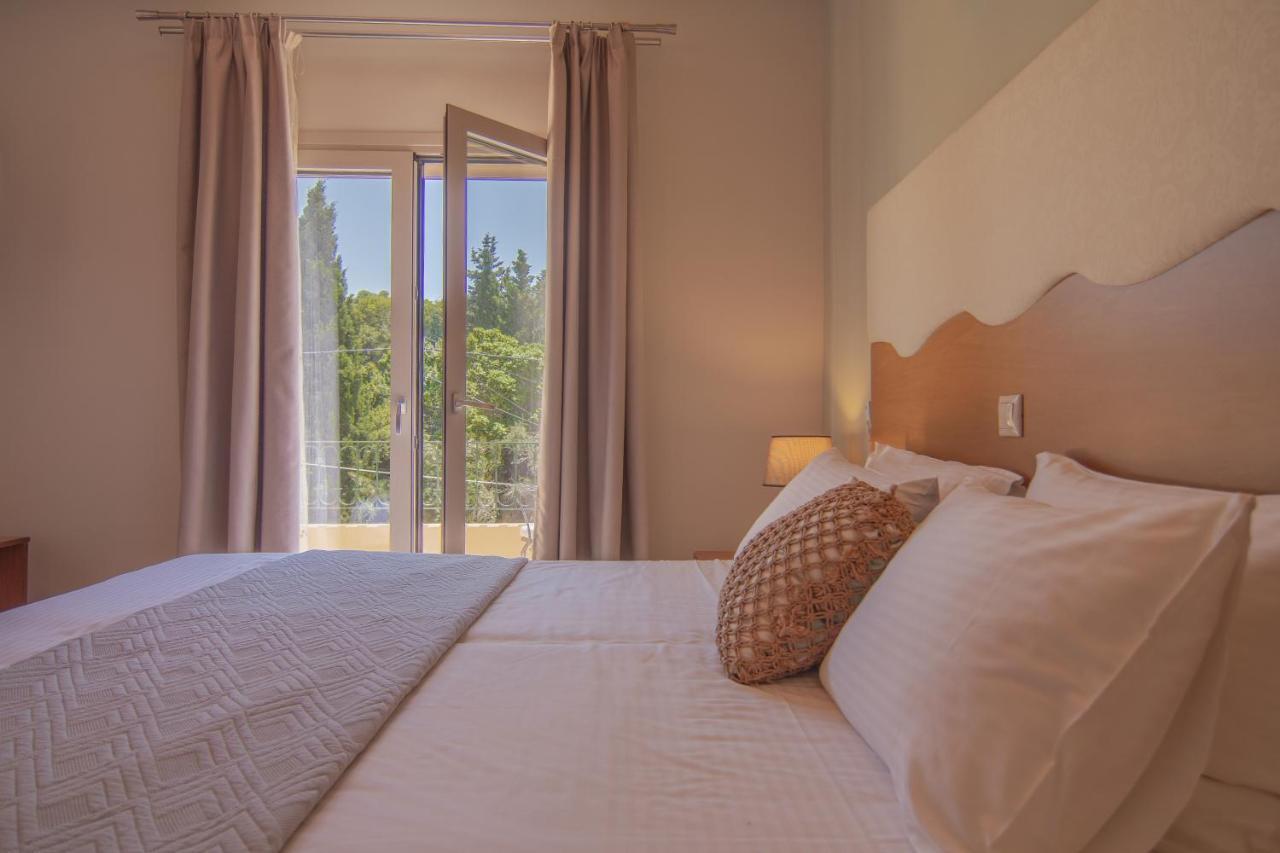 Aris Apartments Paleokastritsa Bagian luar foto